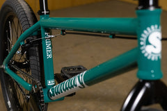 Sunday Primer (Gloss Pine Green with 20.75" tt in RHD)